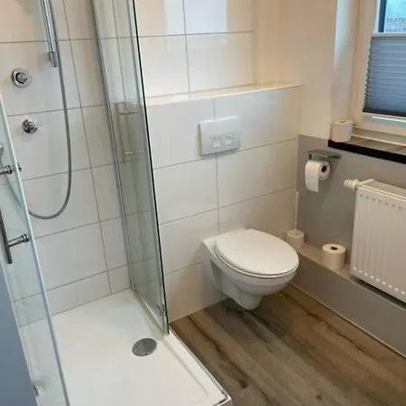 3 Apartment *